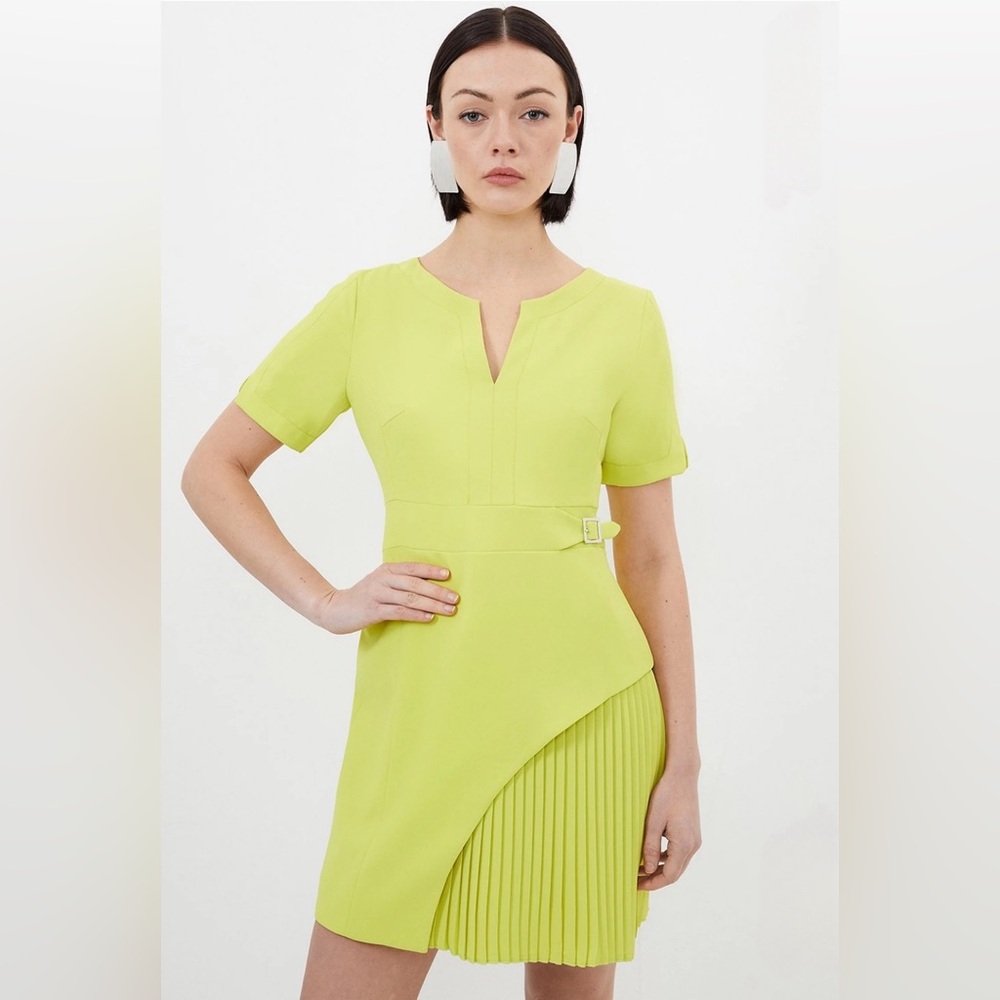 KAREN MILLEN 🆕 Curvy Tailored Pleat Short Sleeve Mini Dress in Lime. Sz 16 🌞